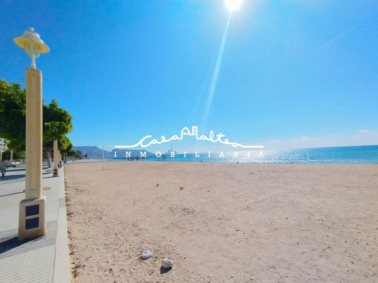 Kommersiell til leie i Altea - € 2 000 (Ref: 9898960)