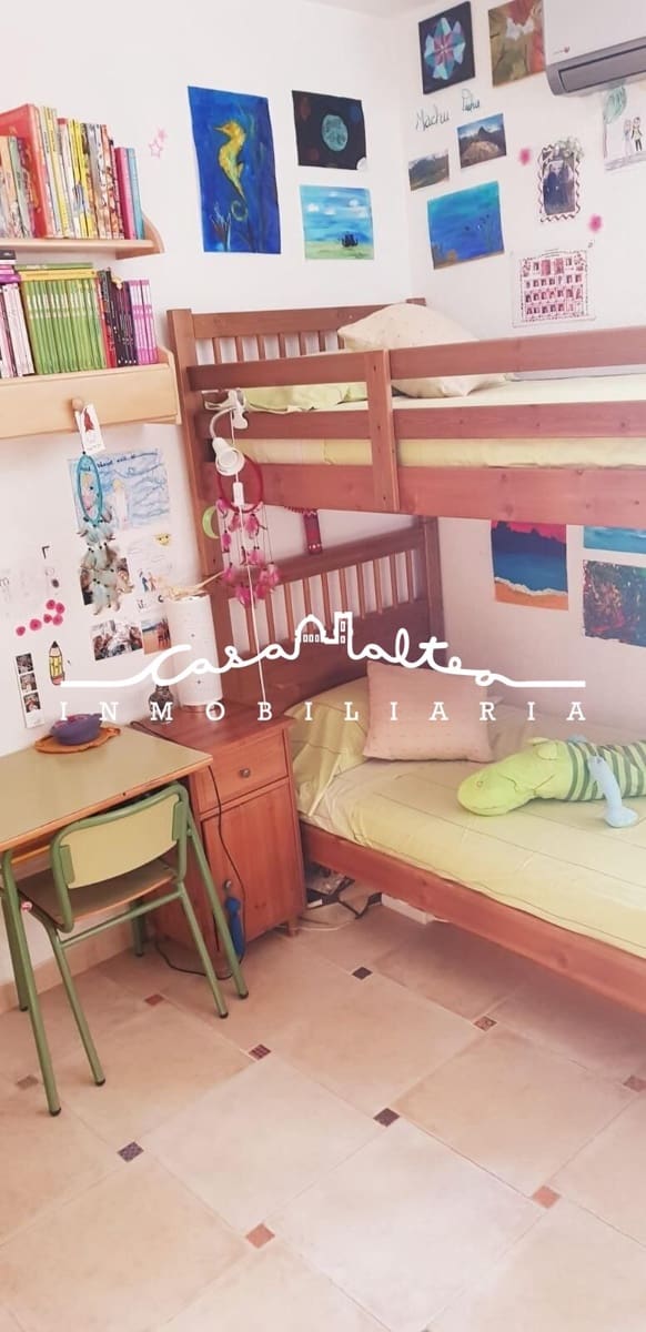 3 bedroom Apartment for rent in Alfaz del Pi / L'Alfas del Pi - € 1,000 (Ref: 9898961)