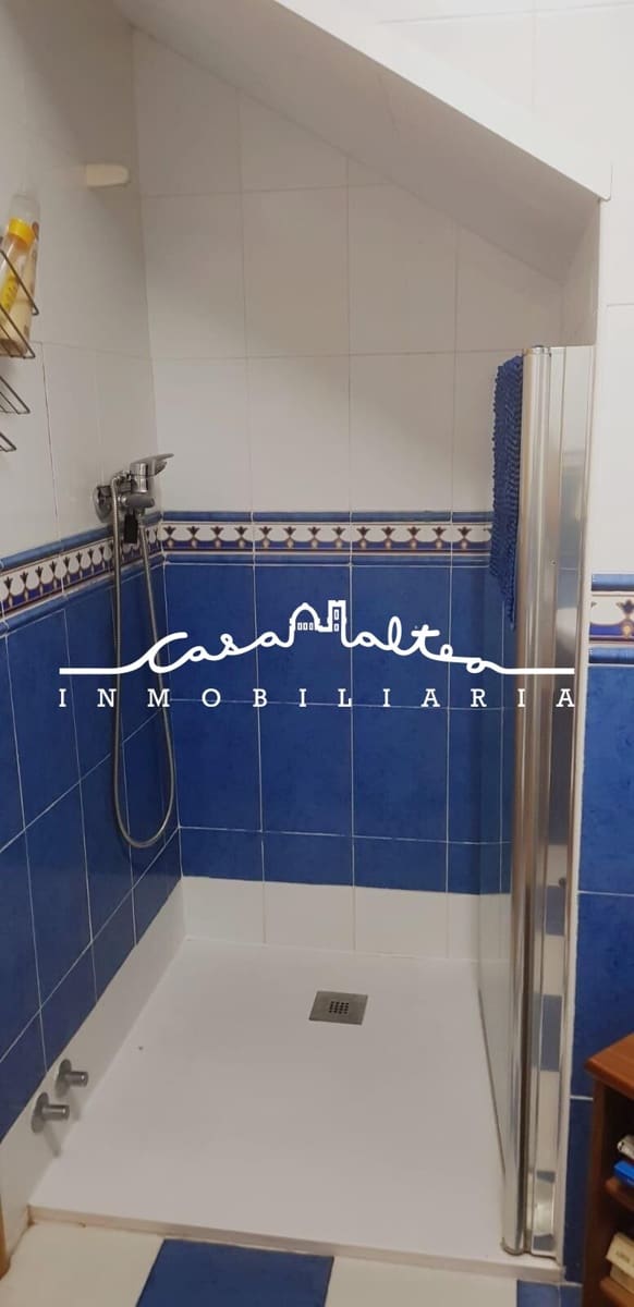 3 bedroom Apartment for rent in Alfaz del Pi / L'Alfas del Pi - € 1,000 (Ref: 9898961)