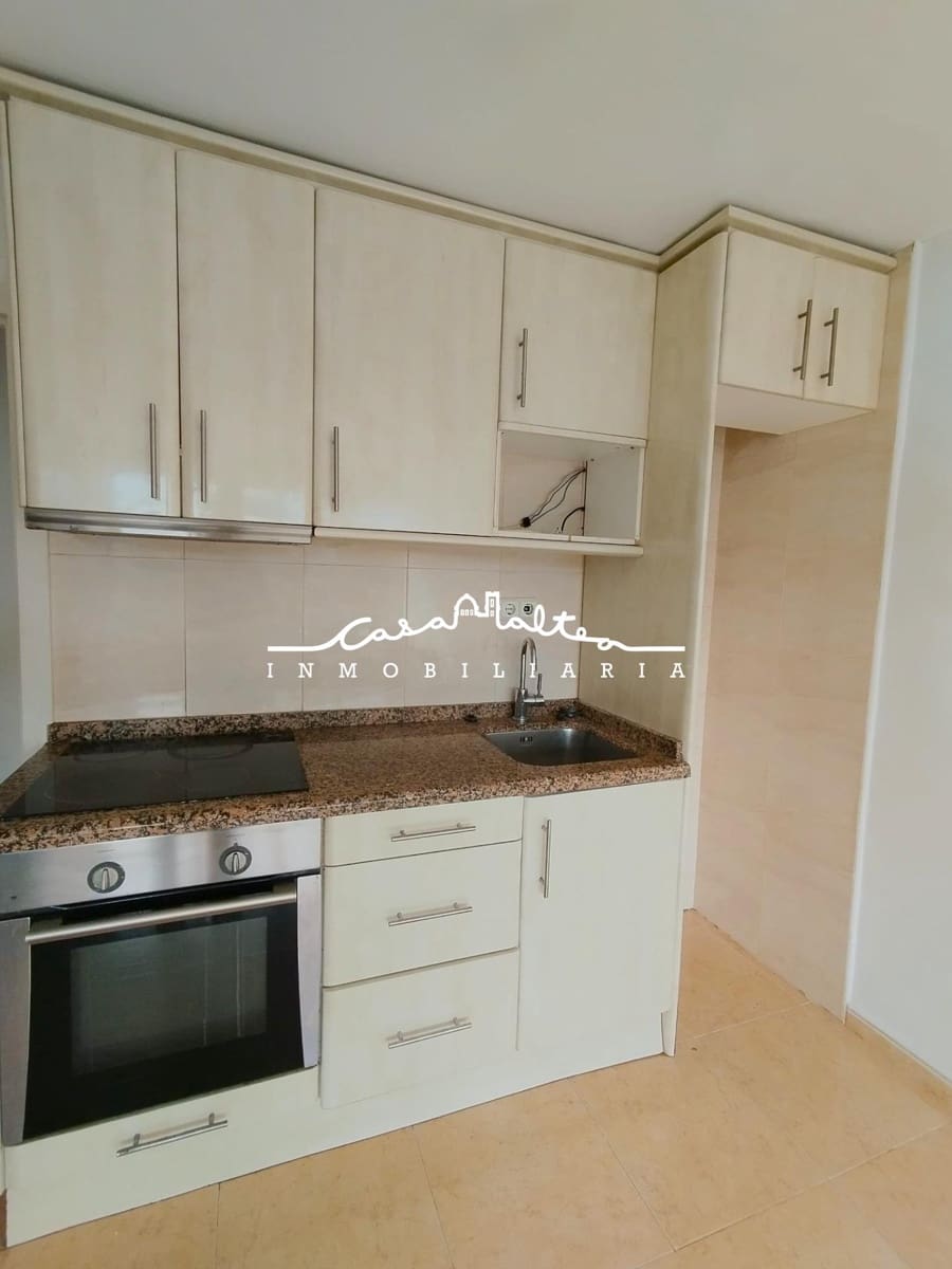 2 bedroom Apartment for rent in Altea with pool garage - € 1,600 (Ref: 9920568)