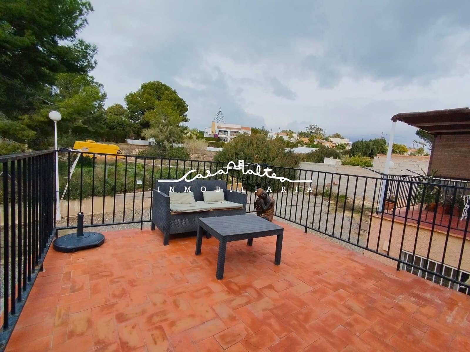 2 bedroom Apartment for rent in Altea with pool garage - € 1,600 (Ref: 9920568)