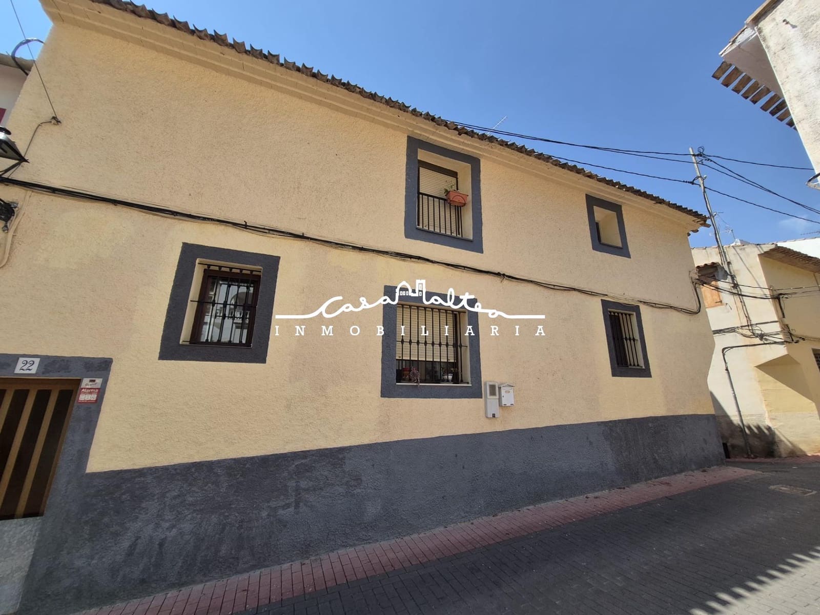 3 bedroom Townhouse for sale in Chirles - € 165,000 (Ref: 9927583)