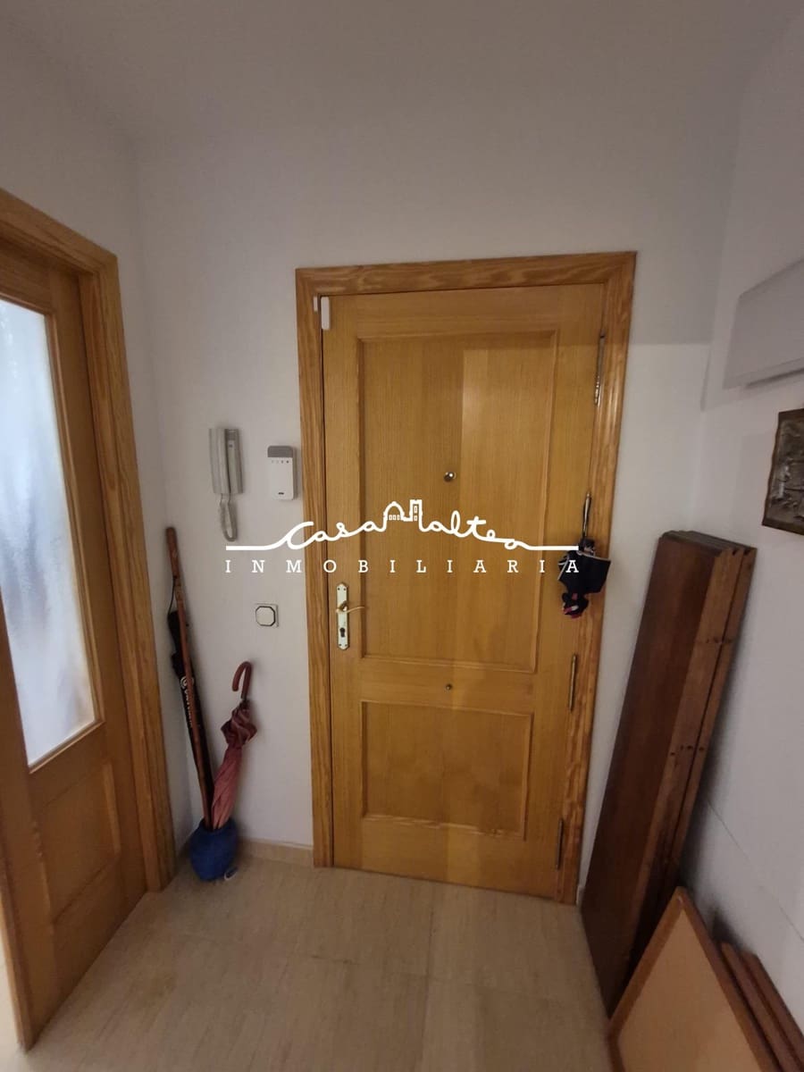 3 bedroom Flat for sale in Chirles with garage - € 180,000 (Ref: 9927584)