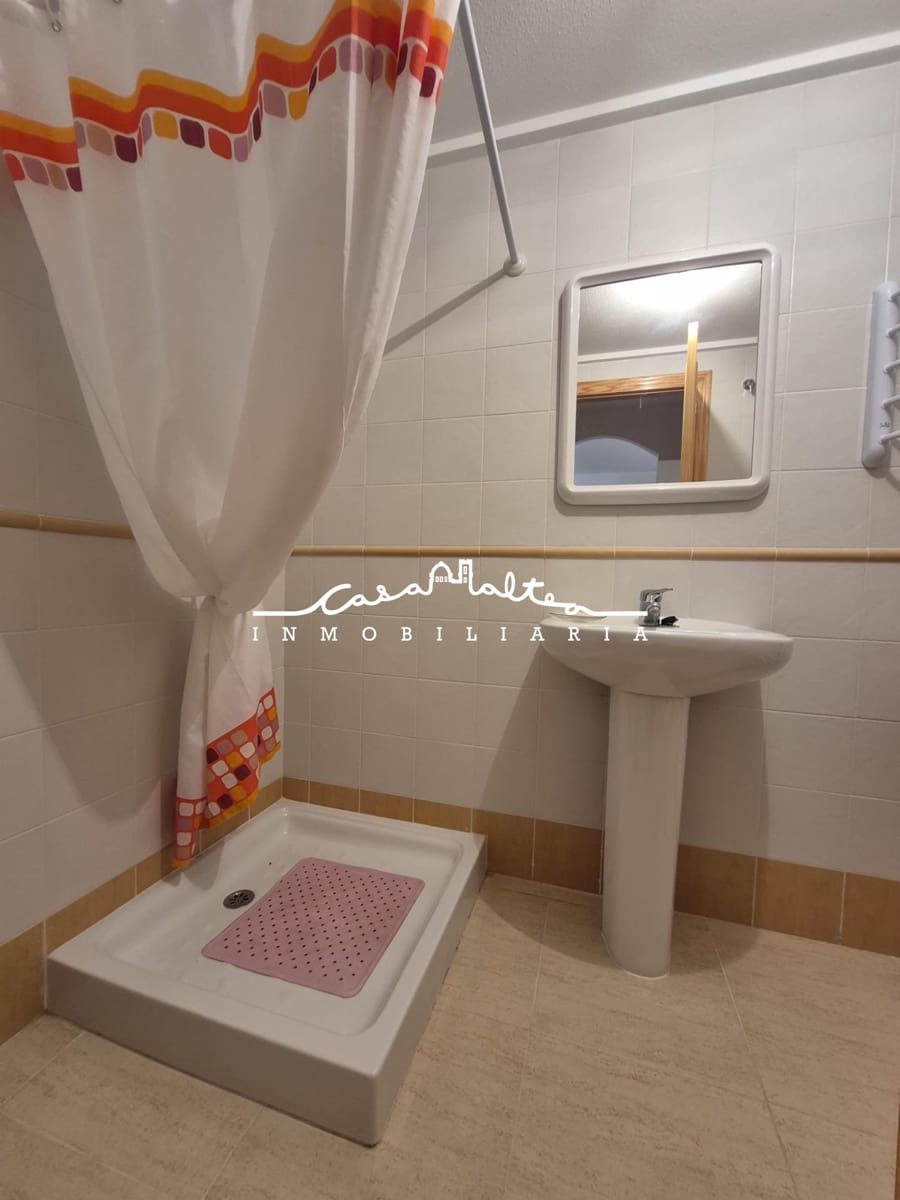 3 bedroom Flat for sale in Chirles with garage - € 180,000 (Ref: 9927584)