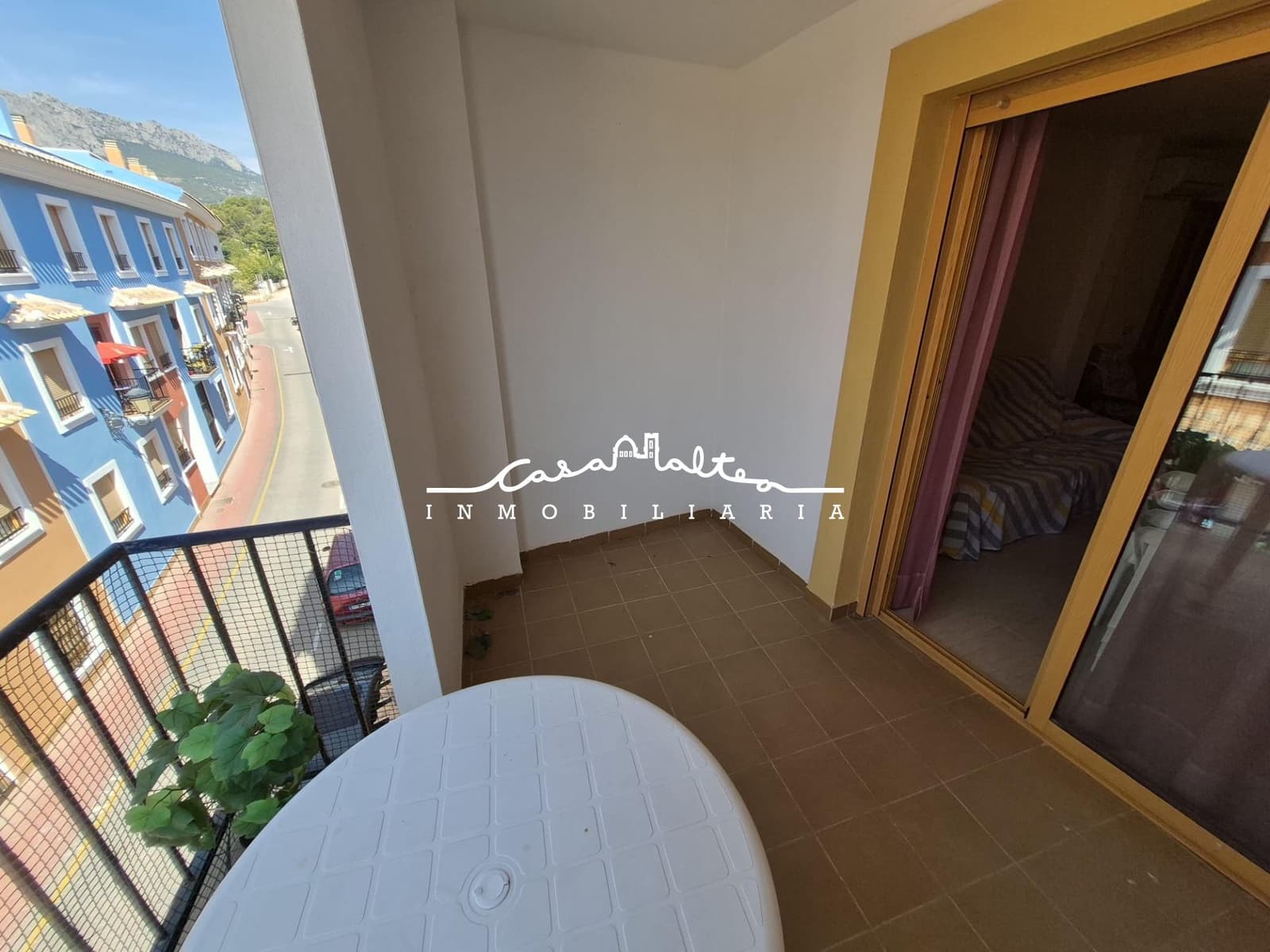 3 bedroom Flat for sale in Chirles with garage - € 180,000 (Ref: 9927584)