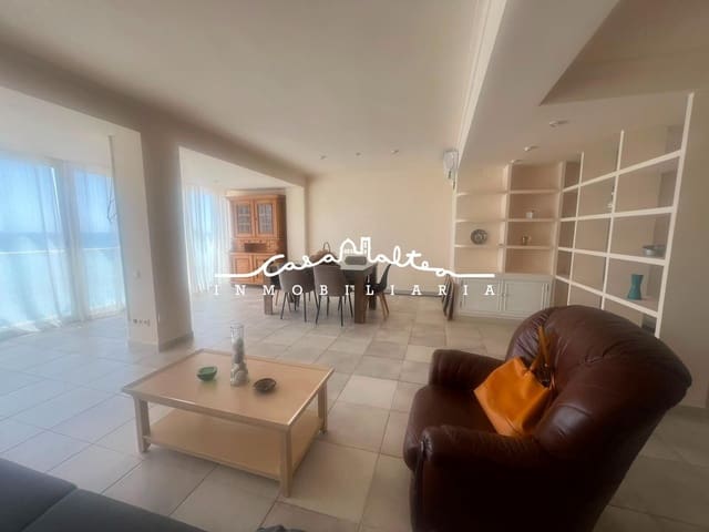 Piso de 3 habitaciones en Altea en alquiler - 1.200 € (Ref: 9936522)