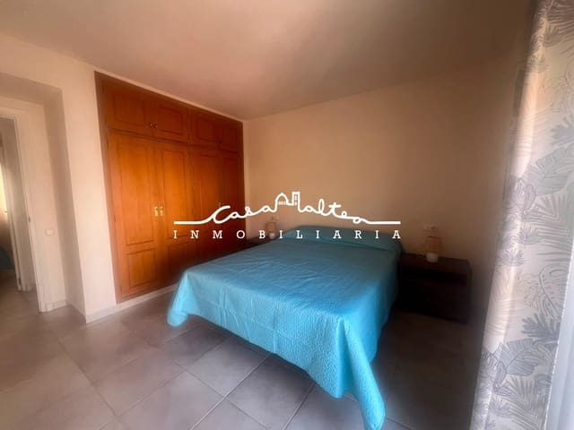 Piso de 3 habitaciones en Altea en alquiler - 1.200 € (Ref: 9936522)