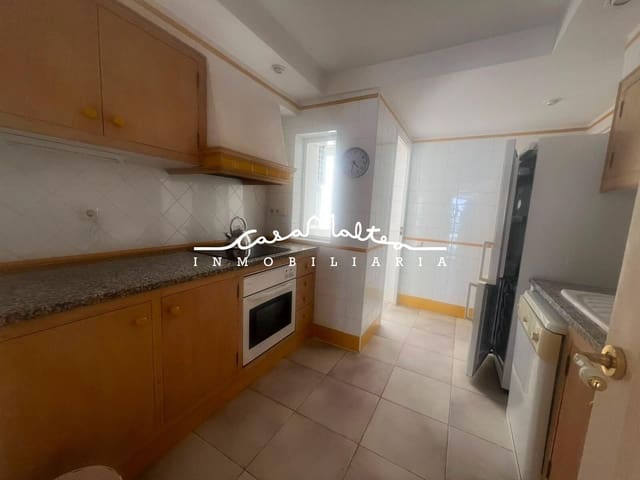 Piso de 3 habitaciones en Altea en alquiler - 1.200 € (Ref: 9936522)