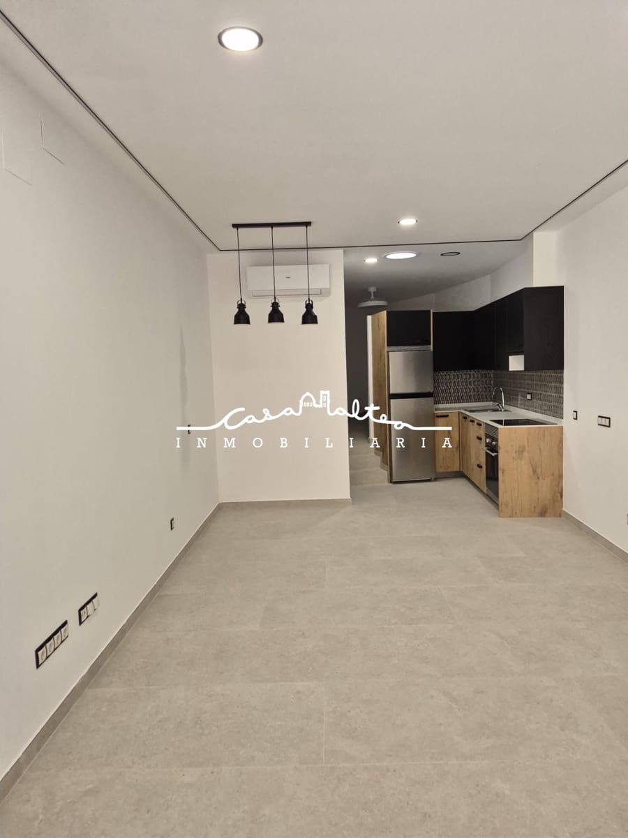 1 soveværelse Studio til salg i Benidorm - € 1.000.000 (Ref: 9945882)