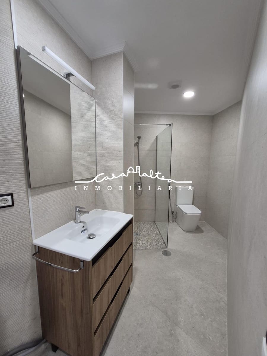 1 soveværelse Studio til salg i Benidorm - € 1.000.000 (Ref: 9945882)