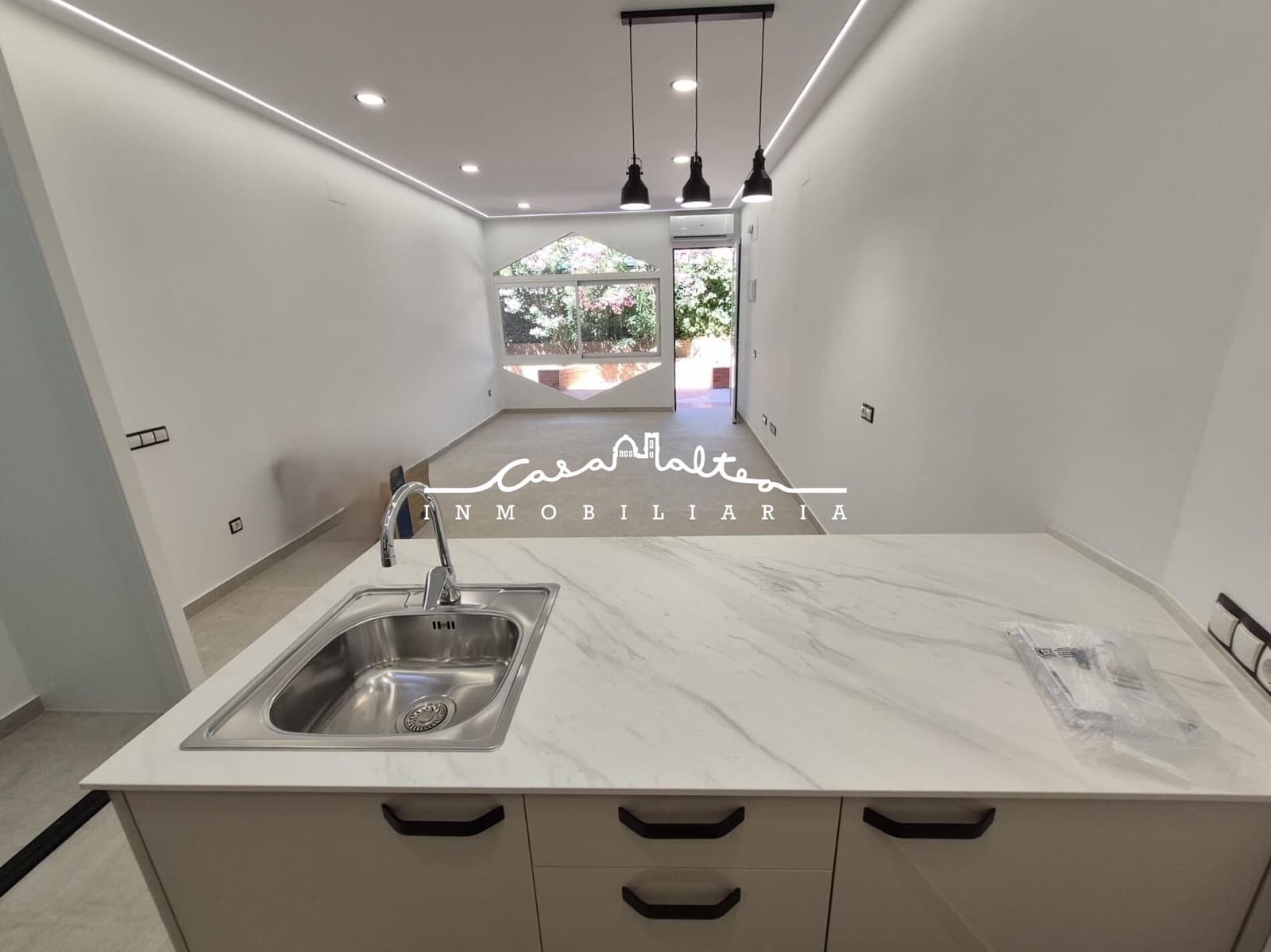 1 soveværelse Studio til salg i Benidorm - € 1.000.000 (Ref: 9945882)