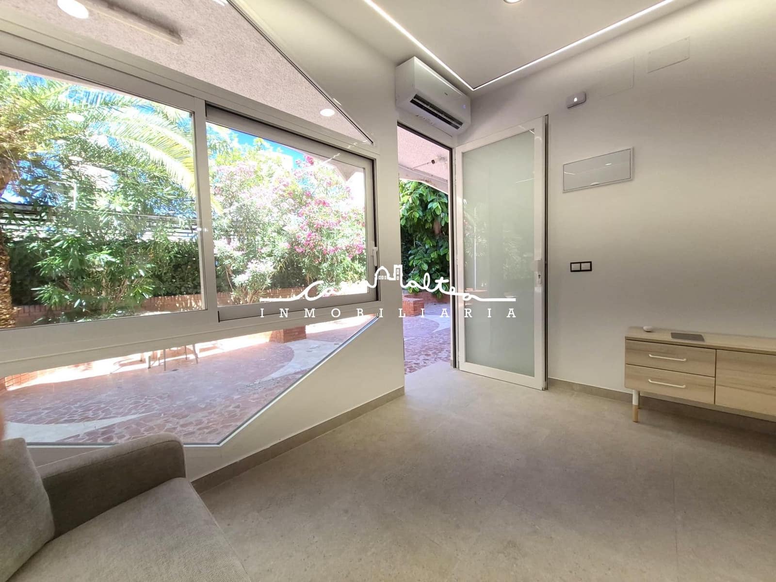 1 soveværelse Studio til salg i Benidorm - € 1.000.000 (Ref: 9945882)