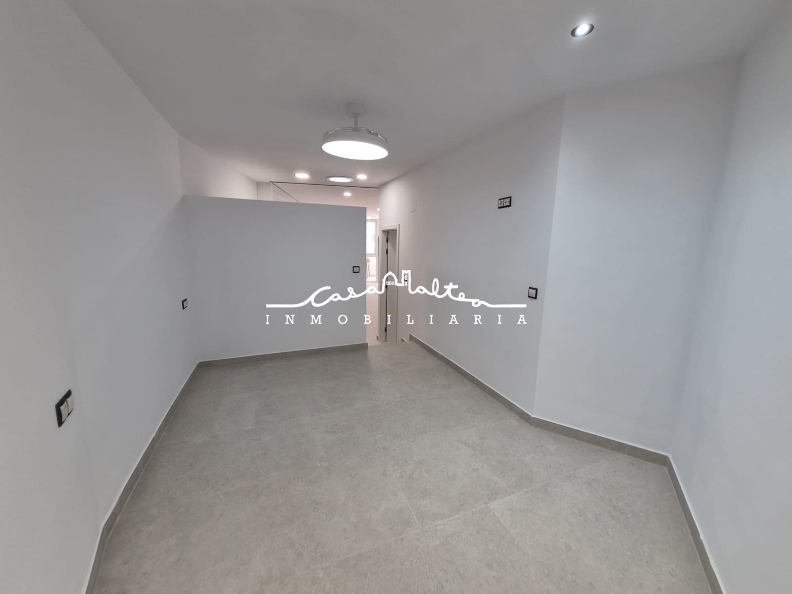 1 soveværelse Studio til salg i Benidorm - € 1.000.000 (Ref: 9945882)