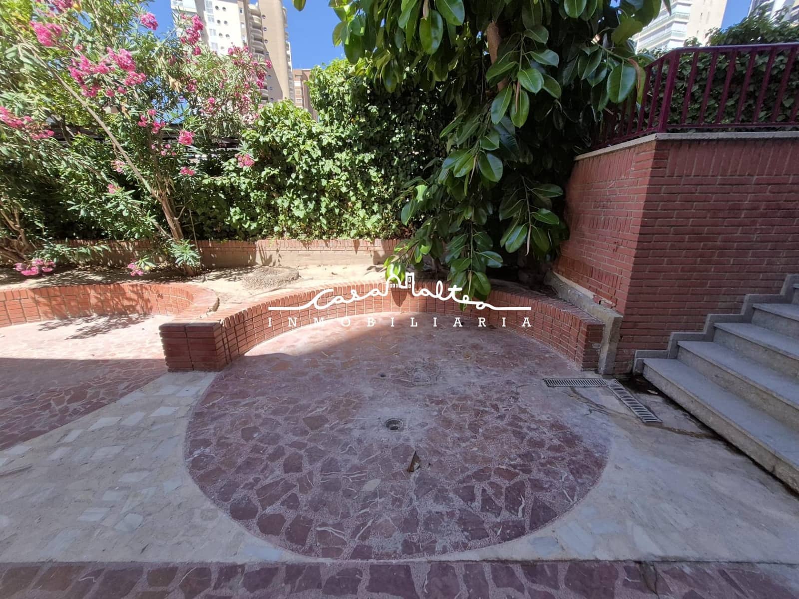 1 soveværelse Studio til salg i Benidorm - € 1.000.000 (Ref: 9945882)
