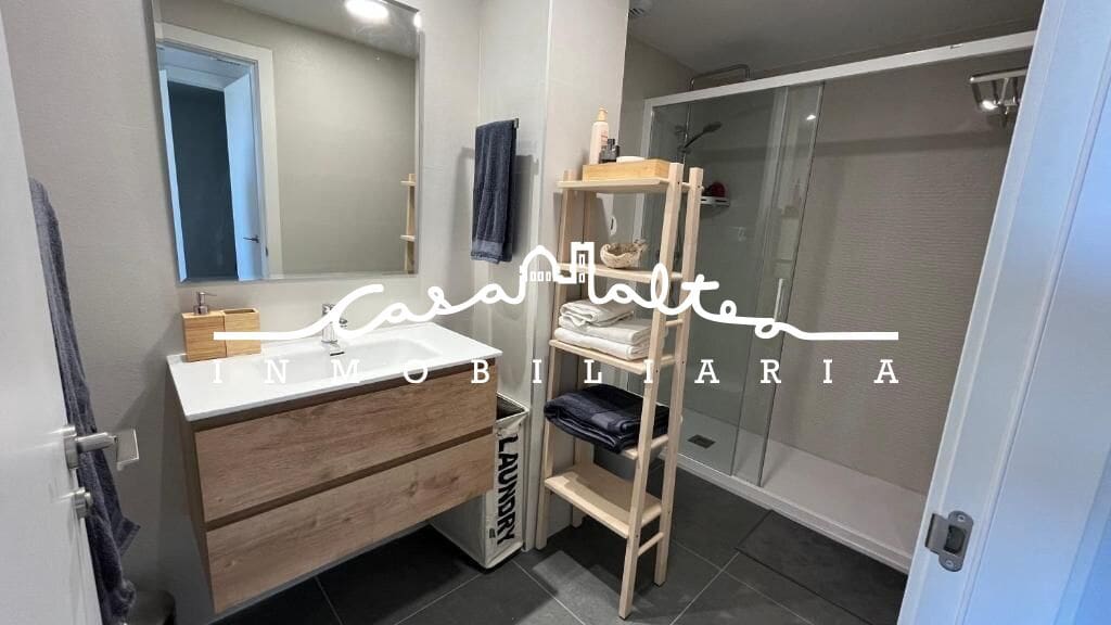 3 camera da letto Appartamento da affittare in Calpe / Calp con piscina - 2.000 € (Rif: 9945884)