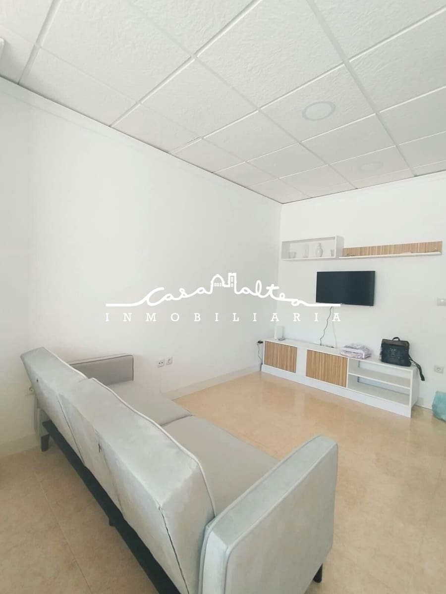 1 soveværelse Lejlighed til leje i Altea - € 800 (Ref: 9948063)