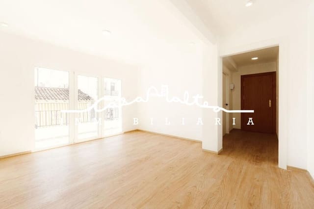 Piso de 4 habitaciones en Altea en venta - 325.000 € (Ref: 9949934)