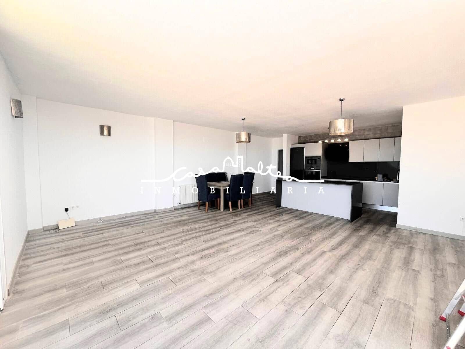 3 soverom Leilighet til salgs i Benidorm med svømmebasseng - € 300 000 (Ref: 9952740)
