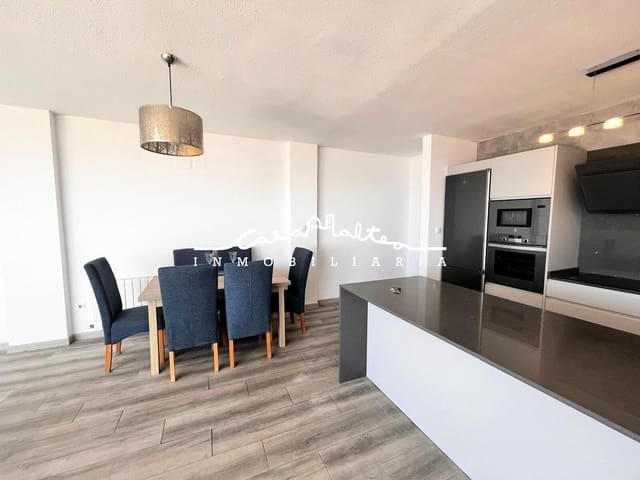 3 soverom Leilighet til salgs i Benidorm med svømmebasseng - € 300 000 (Ref: 9952740)