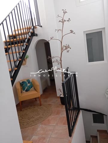 3 soveværelse Byhus til leje i Callosa d'En Sarrià - € 950 (Ref: 9975569)