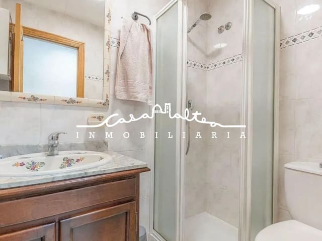 3 bedroom Flat for sale in Calpe / Calp - € 260,000 (Ref: 9985086)
