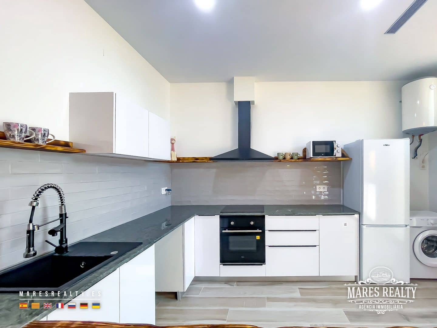 2 bedroom Flat for sale in Malgrat de Mar - € 159,000 (Ref: 10021931)