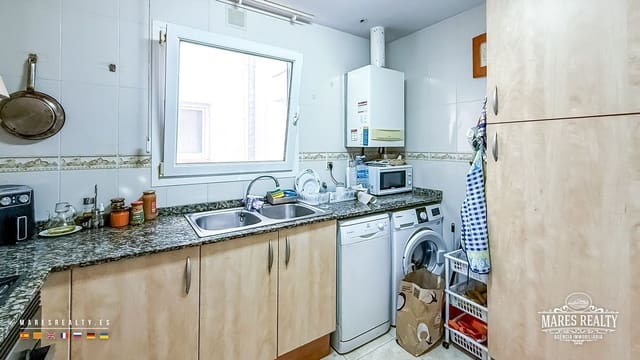 3 slaapkamer Flat te koop in Lloret de Mar met garage - € 215.000 (Ref: 10025066)