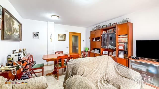 3 slaapkamer Flat te koop in Lloret de Mar met garage - € 215.000 (Ref: 10025066)