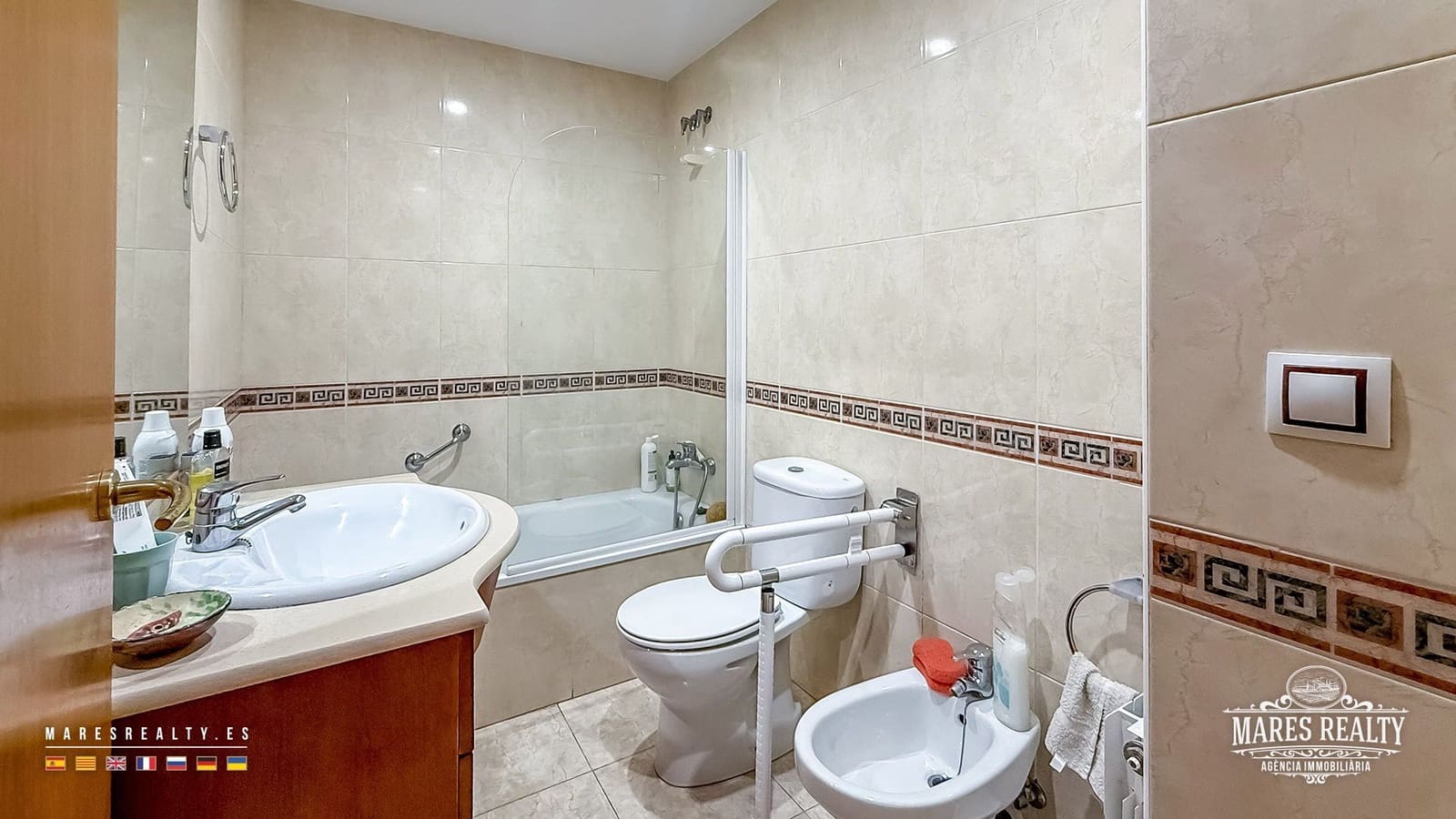 3 Zimmer Wohnung zu verkaufen in Lloret de Mar mit Garage - 215.000 € (Ref: 10025066)