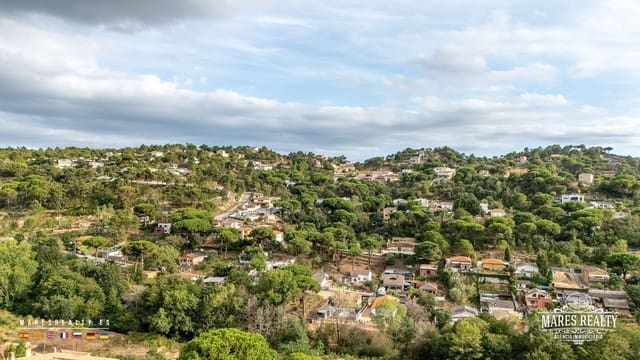 Mark till salu i Lloret de Mar - 37 000 € (Ref: 10036320)