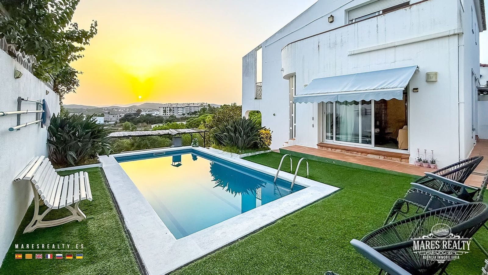 7 bedroom Villa for sale in Lloret de Mar with pool garage - € 530,500 (Ref: 10042461)