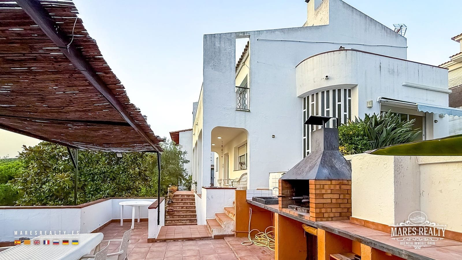 7 bedroom Villa for sale in Lloret de Mar with pool garage - € 530,500 (Ref: 10042461)