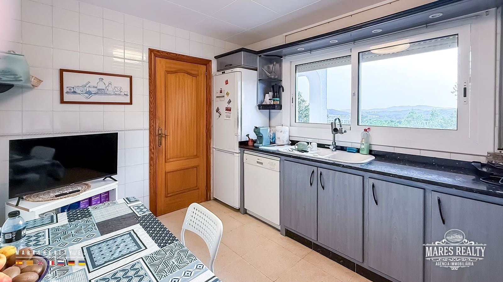 7 bedroom Villa for sale in Lloret de Mar with pool garage - € 530,500 (Ref: 10042461)