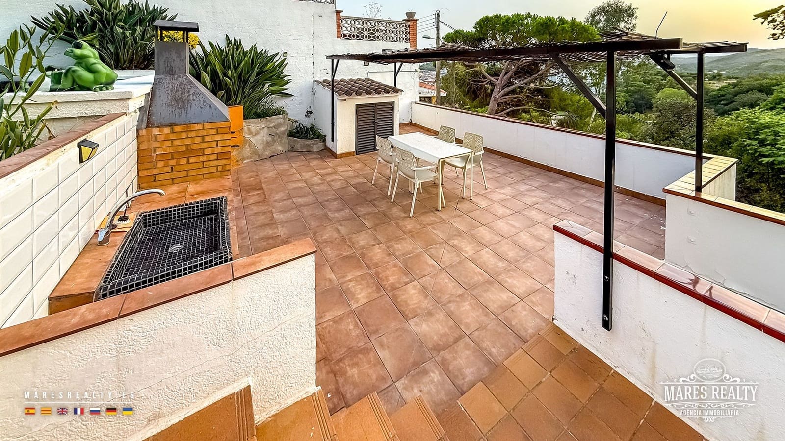 7 bedroom Villa for sale in Lloret de Mar with pool garage - € 530,500 (Ref: 10042461)