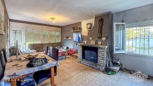 3 slaapkamer Villa te koop in Vidreres - € 255.000 (Ref: 10099637)