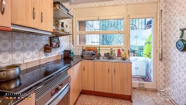 3 slaapkamer Villa te koop in Vidreres - € 255.000 (Ref: 10099637)