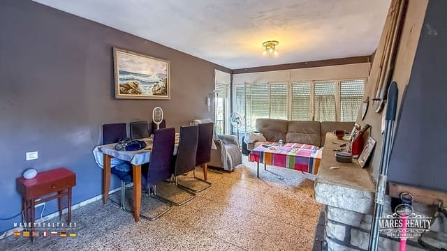 3 slaapkamer Villa te koop in Vidreres - € 255.000 (Ref: 10099637)