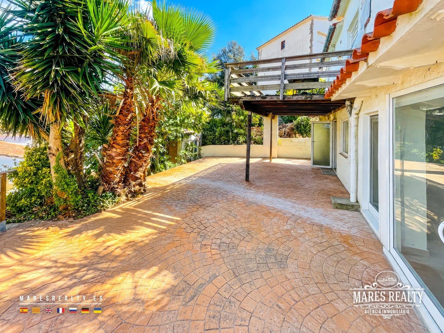 4 sovrum Villa till salu i Lloret de Mar med garage - 190 000 € (Ref: 10099638)
