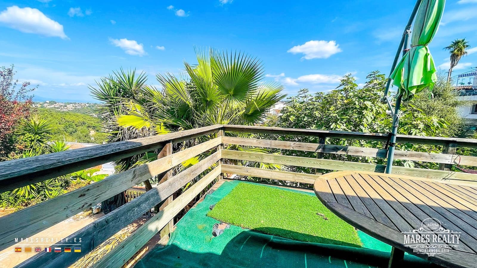 4 sovrum Villa till salu i Lloret de Mar med garage - 190 000 € (Ref: 10099638)