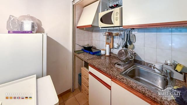 1 sovrum Lägenhet till salu i Fenals, Lloret de Mar med pool - 125 000 € (Ref: 10123376)