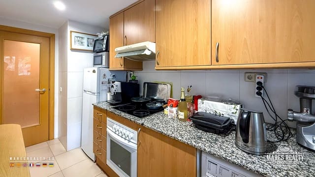 1 sovrum Lägenhet till salu i Fenals, Lloret de Mar med pool - 185 000 € (Ref: 10123377)