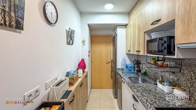 2 soveværelse Lejlighed til salg i Fenals, Lloret de Mar med swimmingpool garage - € 265.000 (Ref: 10150217)