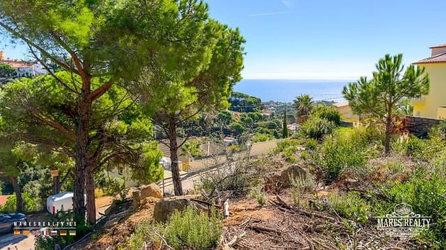 Rakentamaton maa myytävänä paikassa Serra Brava, Lloret de Mar - 70 000 € (Ref: 10154561)