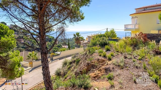 Rakentamaton maa myytävänä paikassa Serra Brava, Lloret de Mar - 70 000 € (Ref: 10154561)