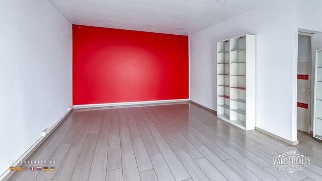Commercieel te koop in Lloret de Mar - € 160.000 (Ref: 10154562)