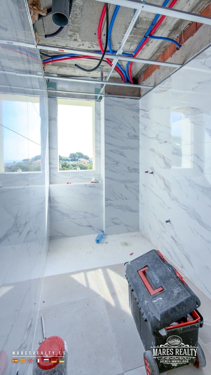 3 chambre Villa/Maison Semi-Mitoyenne à vendre à Lloret de Mar avec garage - 330 000 € (Ref: 10168119)