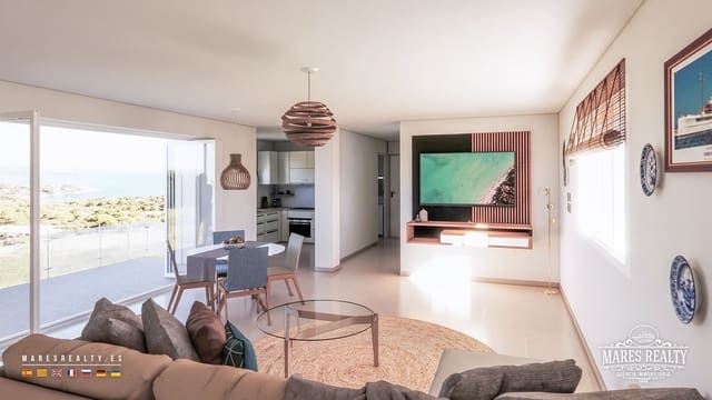 Pareado de 3 habitaciones en Lloret de Mar en venta con garaje - 330.000 € (Ref: 10168119)