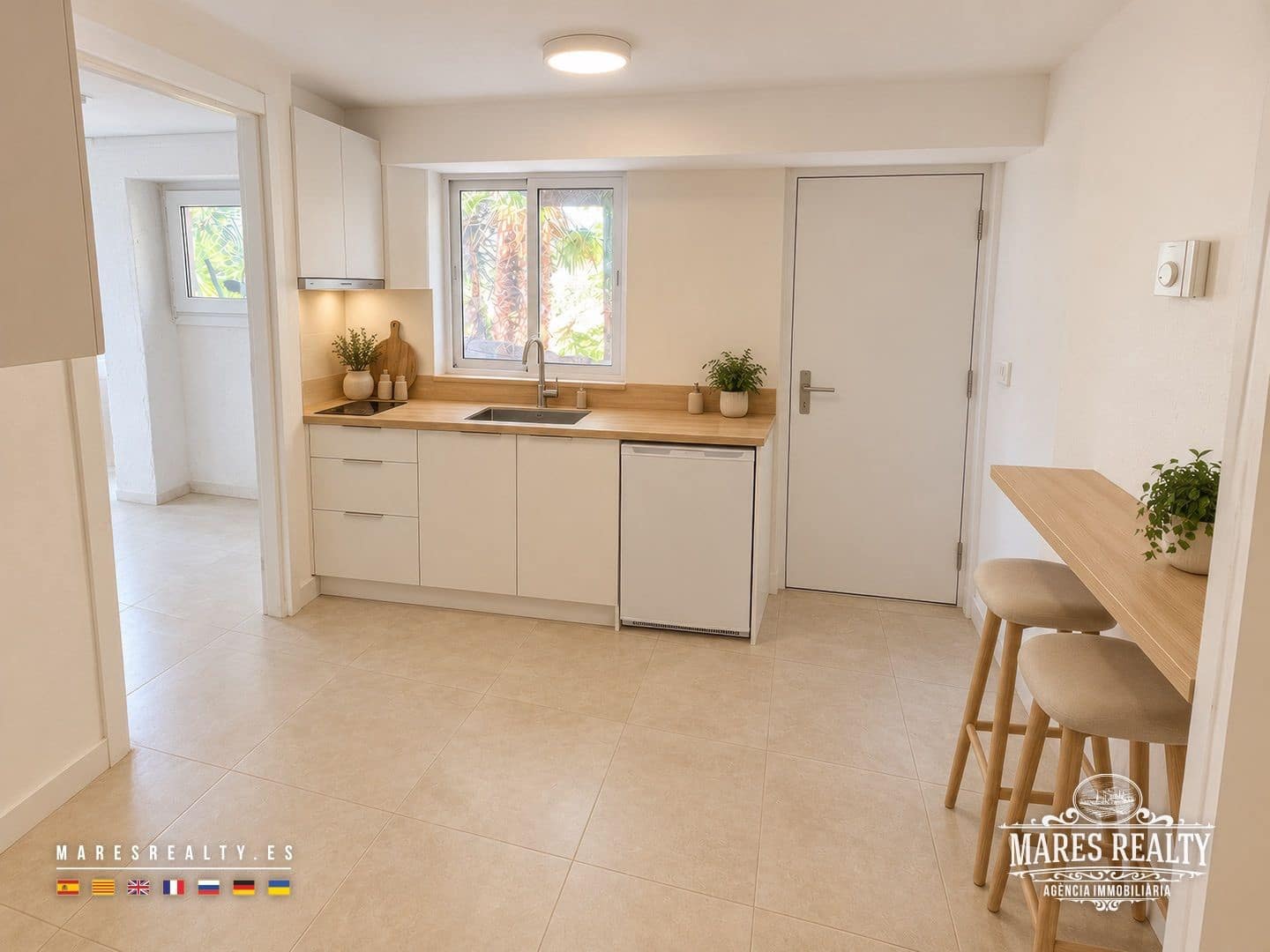 4 soveværelse Villa til salg i Lloret de Mar med swimmingpool garage - € 273.000 (Ref: 10168120)