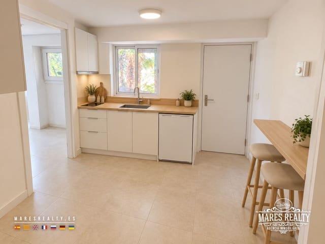 4 soveværelse Villa til salg i Lloret de Mar med swimmingpool garage - € 273.000 (Ref: 10168120)