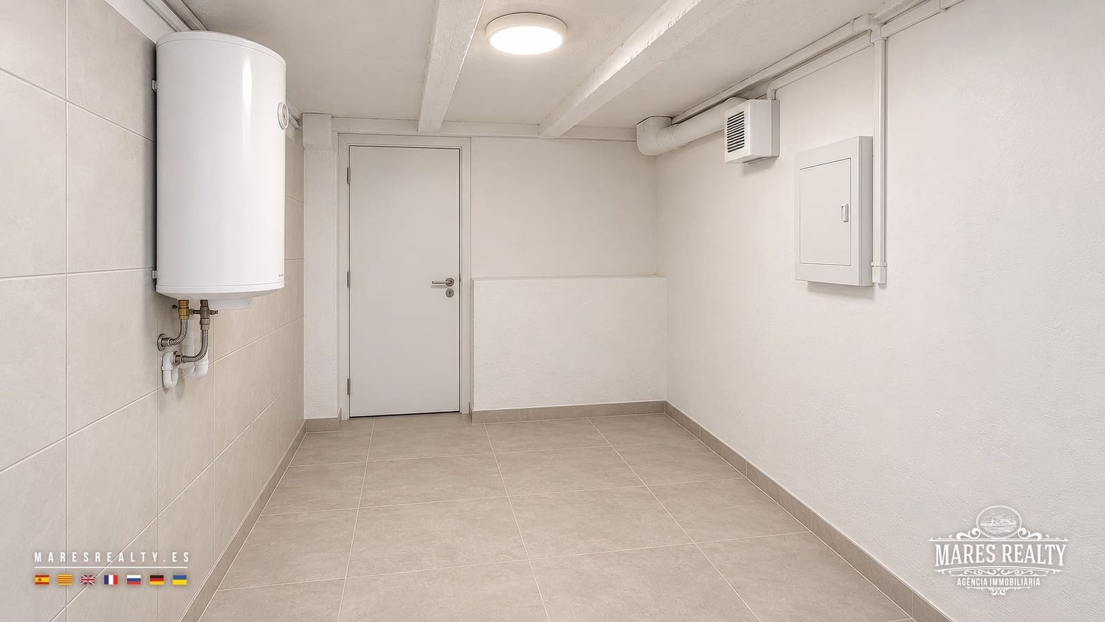 4 soveværelse Villa til salg i Lloret de Mar med swimmingpool garage - € 273.000 (Ref: 10168120)